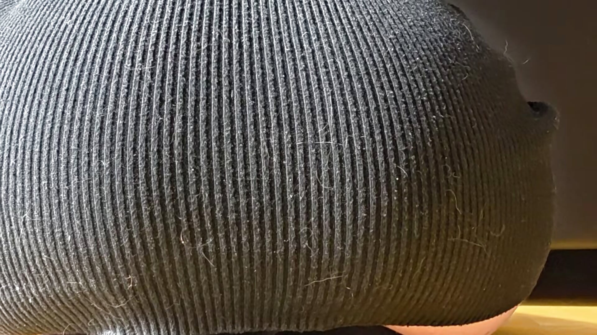 TEASER JOI soft pieds fesses - video by Dame_Melina