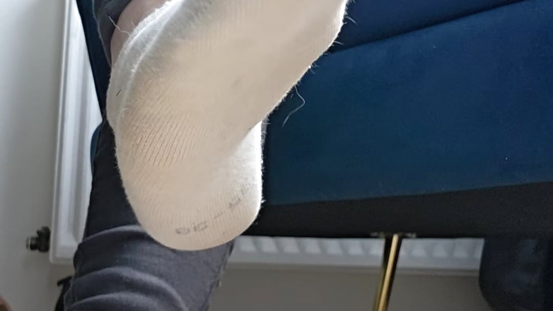 TEASER SOFT JOI CHAUSSETTES SALES - video by Dame_Melina cam model