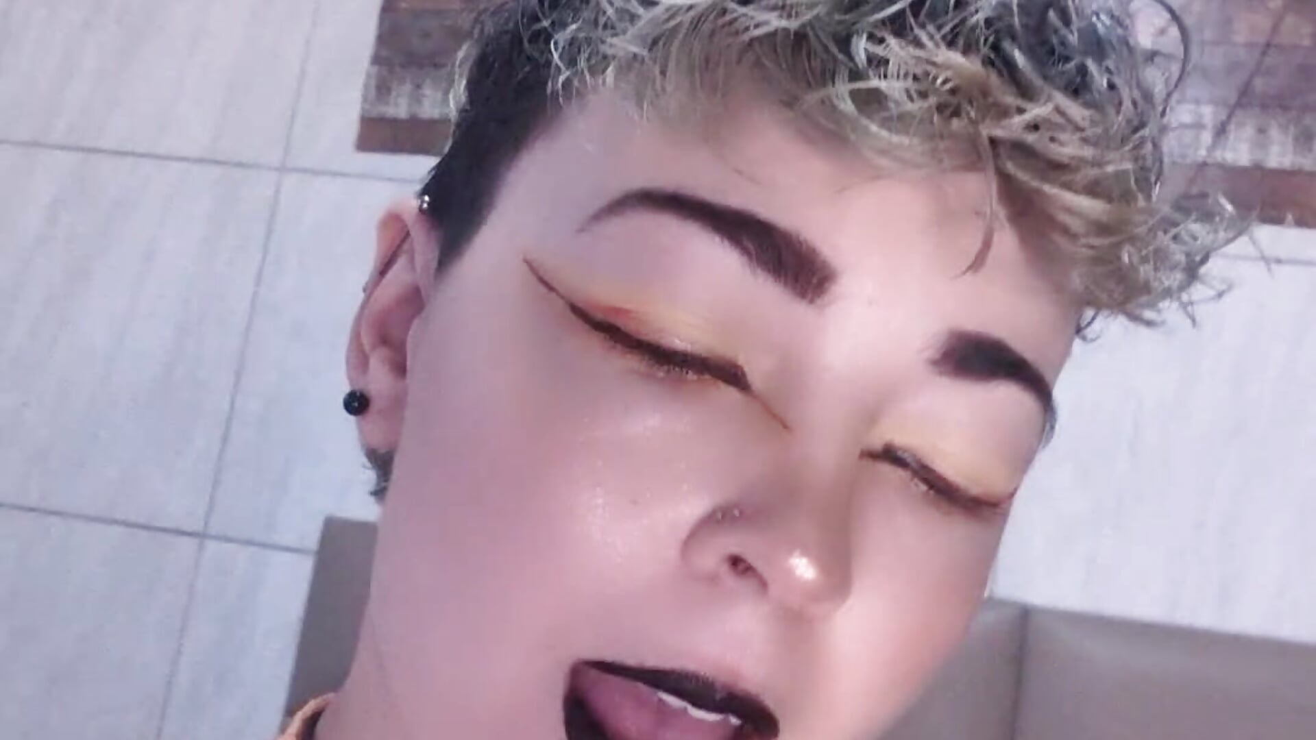 Feed Your Fishnet Addiction– kittyfitty29 kameramodell videója
