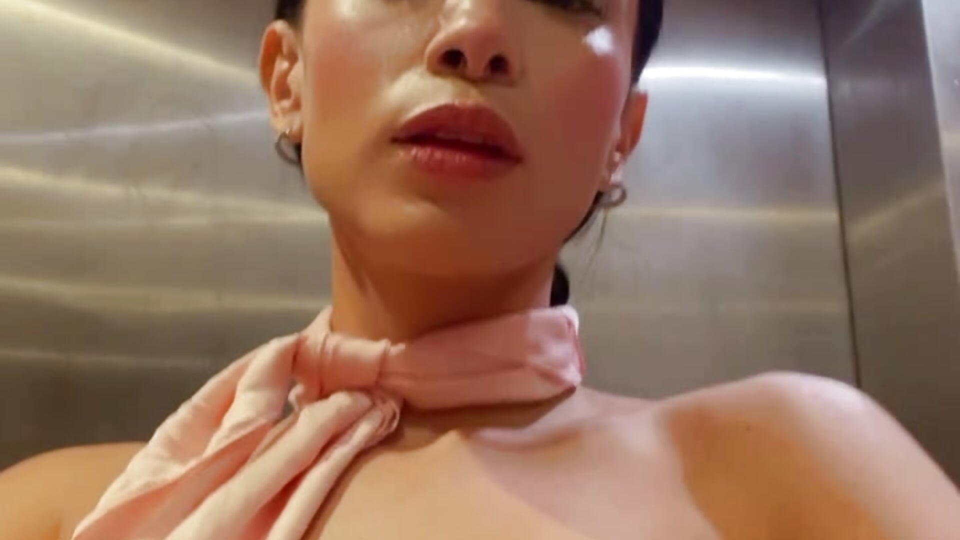 Paris and my tits 💞 - violeta_rodriguezz主播的视频