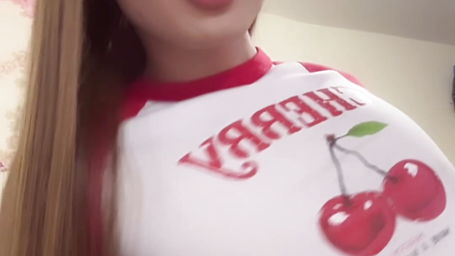 Cherry🍒 – video af Iam_Emiily_ cam-model