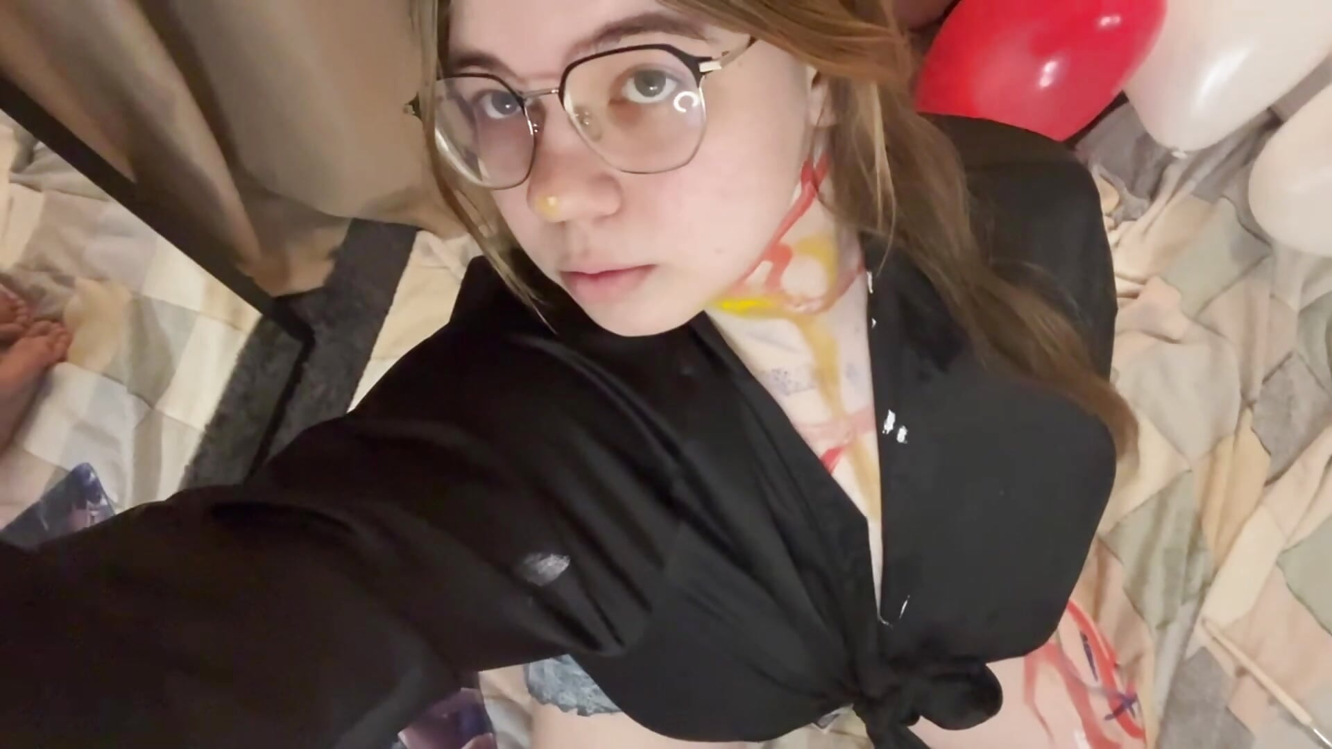 0212(8)– AminaBloom kameramodell videója