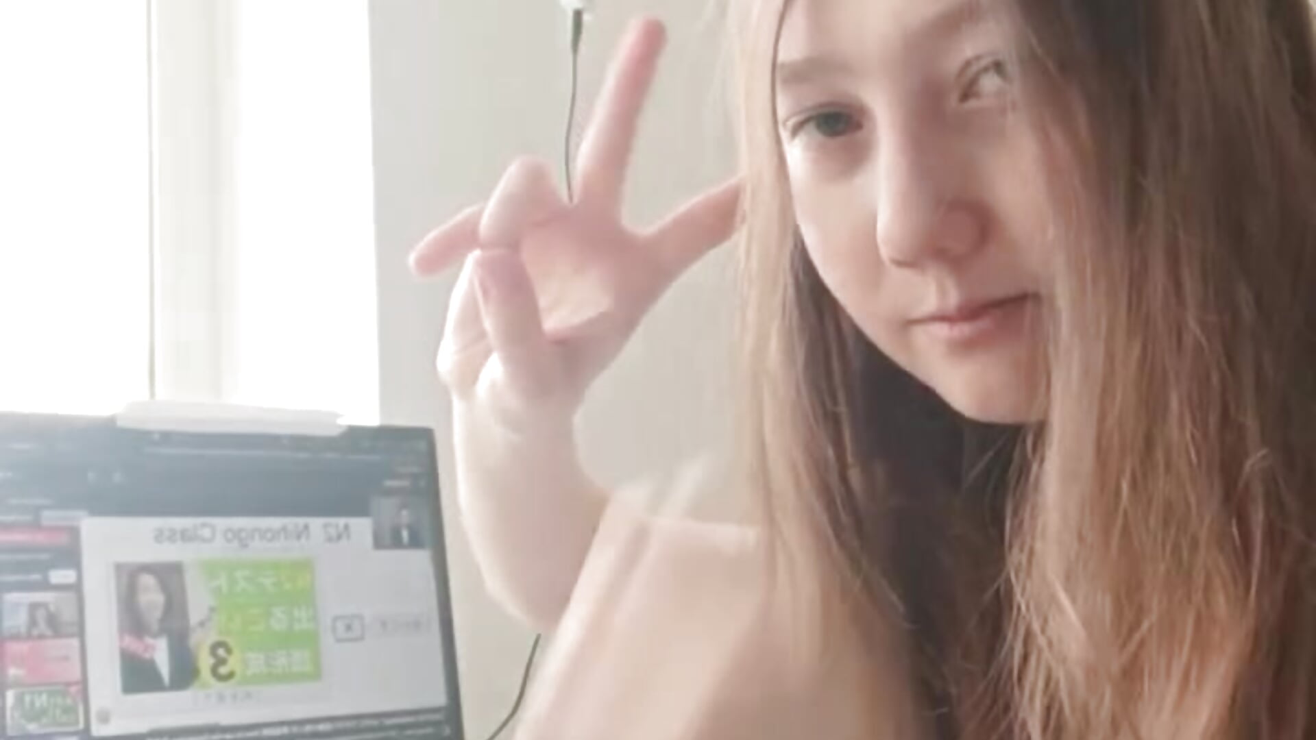 Hi✌ - فيديو من RicardaTomehak موديل الكام