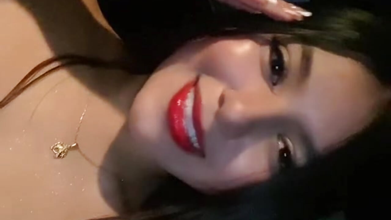 ♥️ - Vídeo de Caroline_Smit, modelo de vídeos