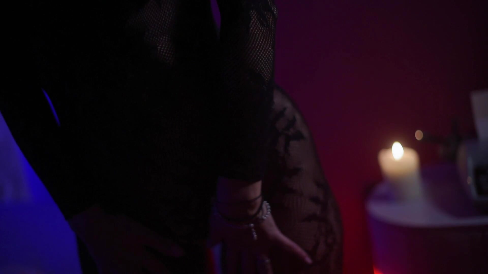 Taste me – video modela na kameri MiriamDelyn