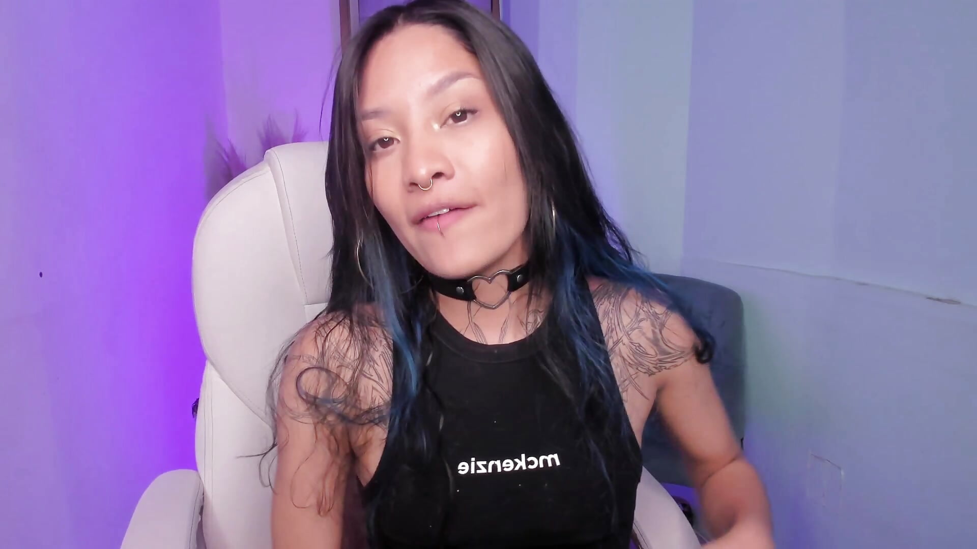 Hi guys, I'm Nicole💗 - วิดีโอโดย NicoleMonet1 โมเดลแคม