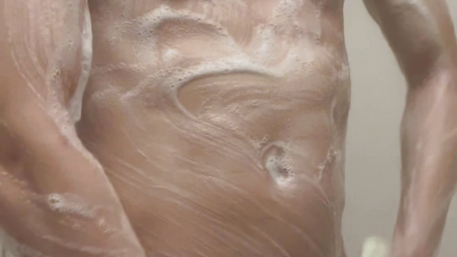 洗体シーン🫧顔無🍌有 - فيديو من --ha-ru-- موديل الكام