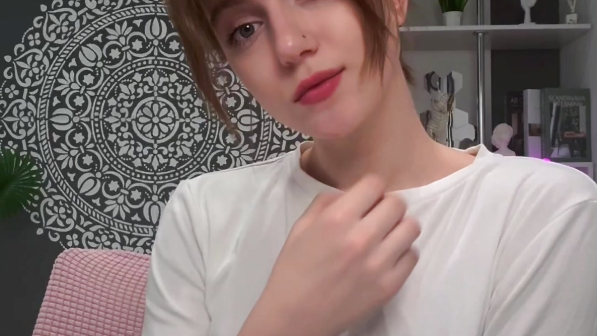 It's me😋 - video oleh EchoScribe kamera model