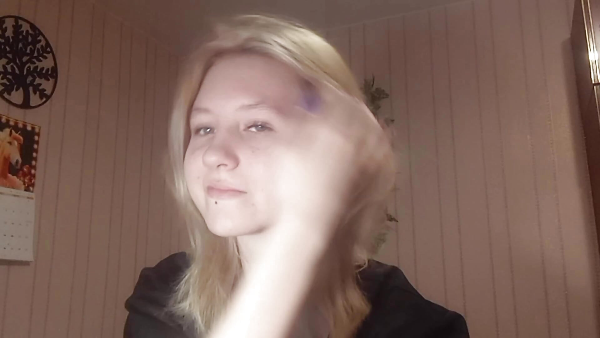 (˶˃ ᵕ ˂˶) - Vídeo de RunawayBr1de, modelo de vídeos