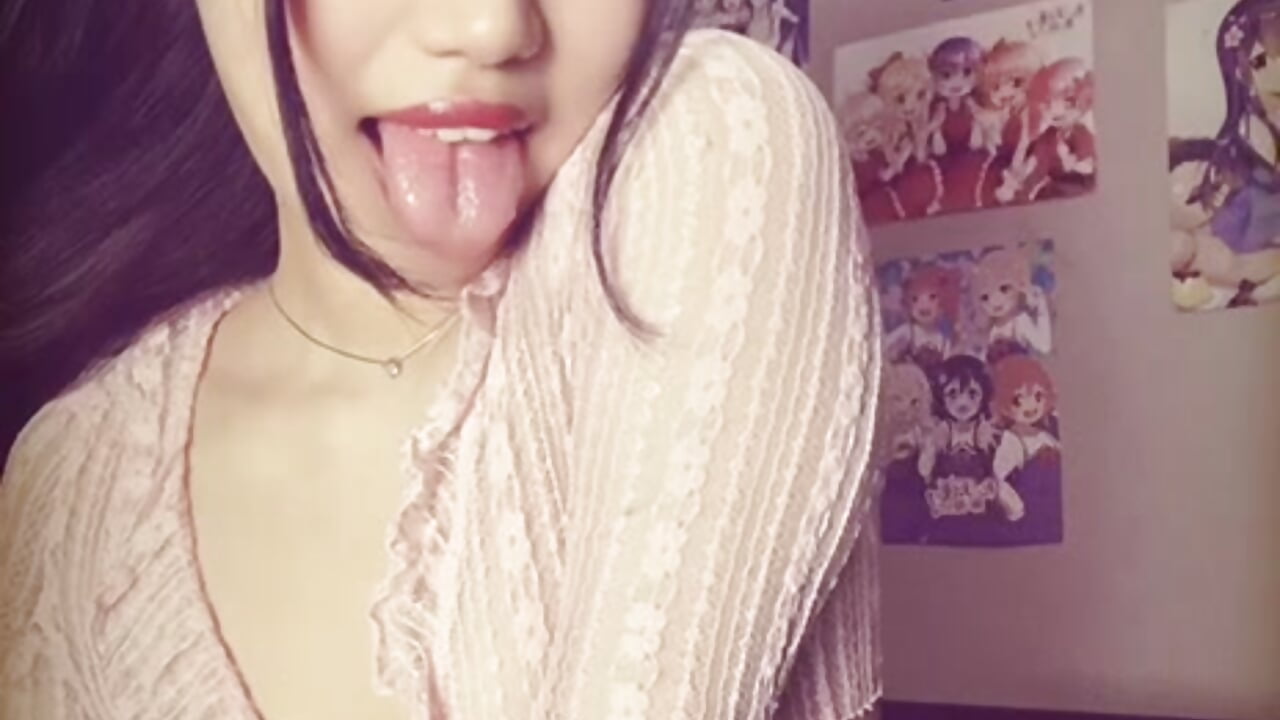 MY TONGUE TEASE - vídeo de aiko_vex modelo de câmara
