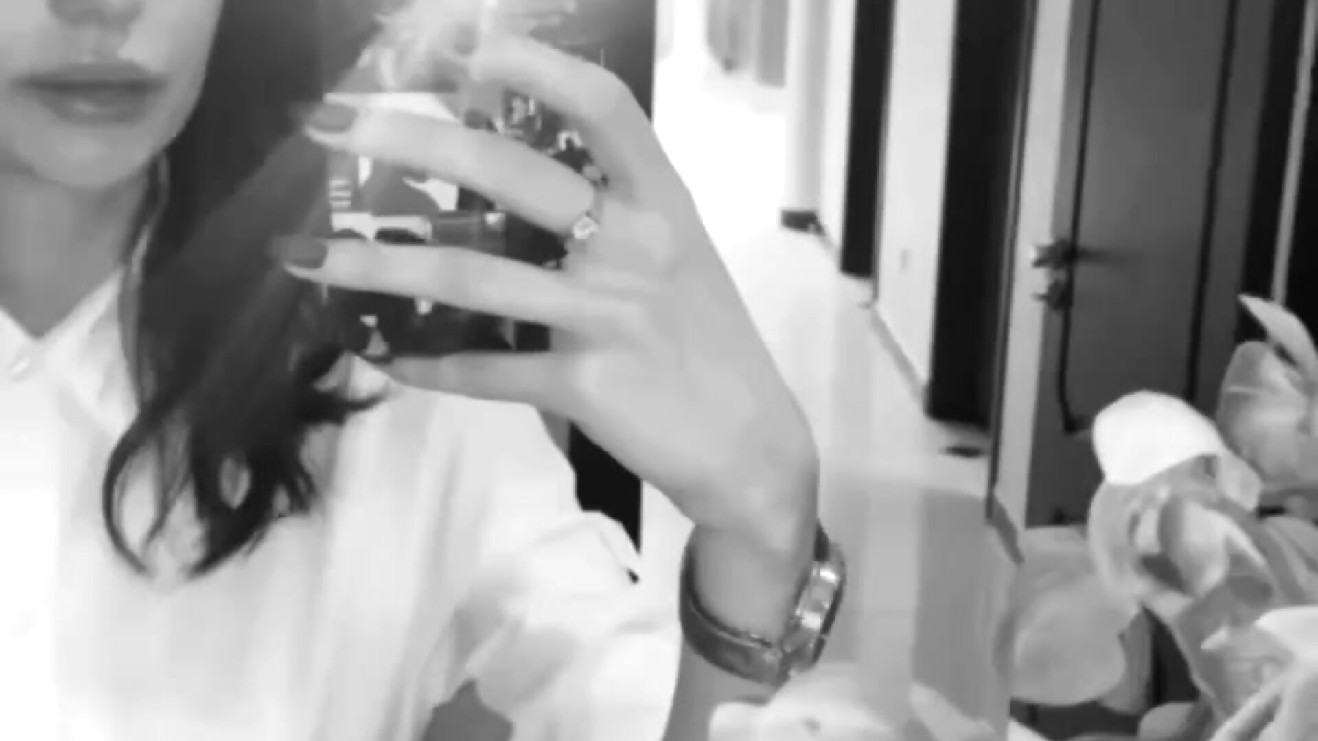 IMG_4956 - video oleh model kamera LaneLove1