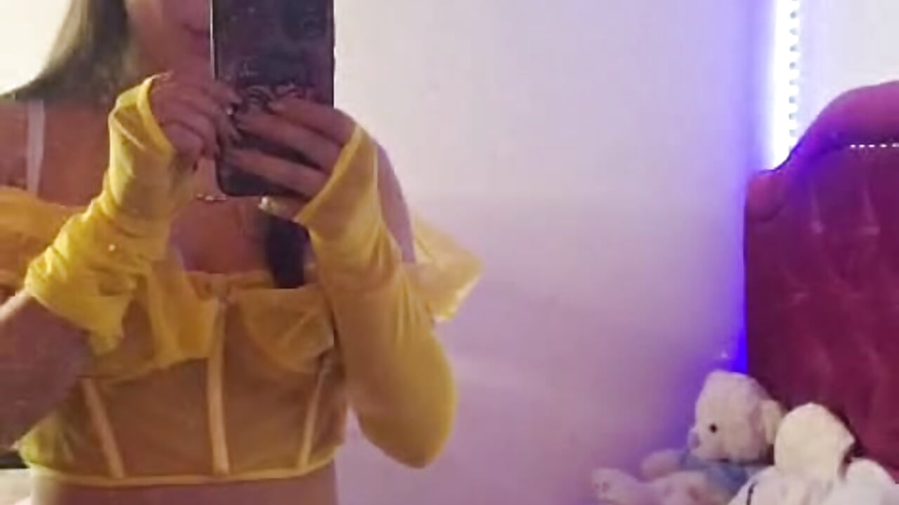 Bella - video od modelky/modela XiimenaR