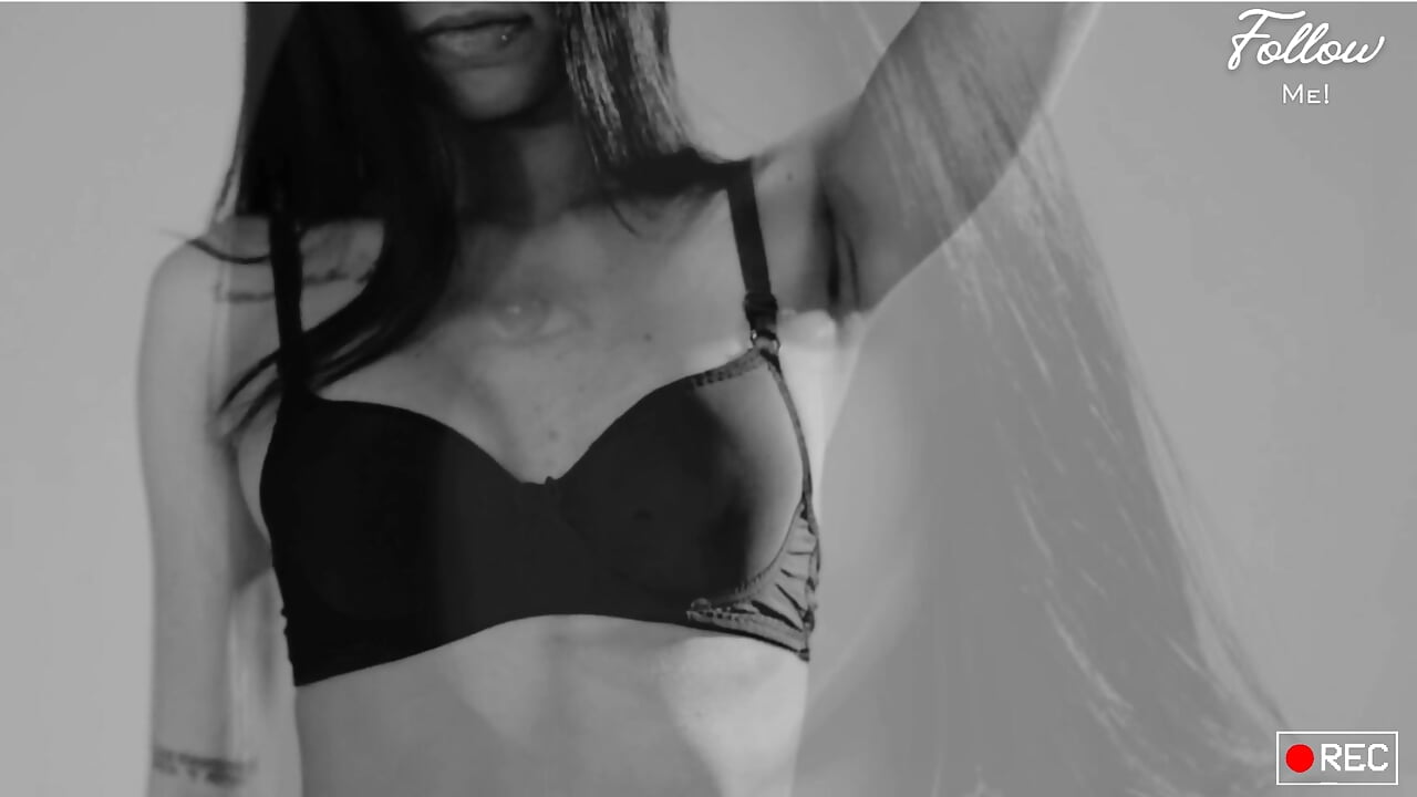 LATINA HOT - video by Antonela-Gonzalez cam model