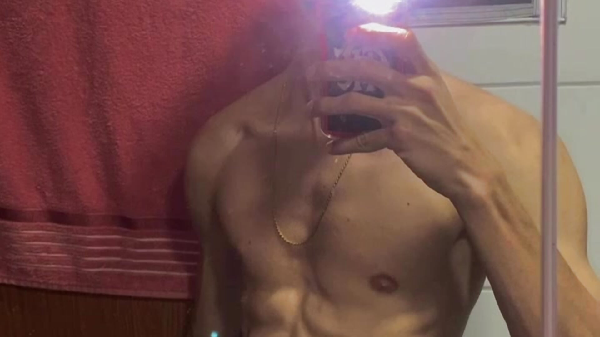 686dfe68bc594cc2a3764c0537aaea45 - video oleh erikjf789 kamera model