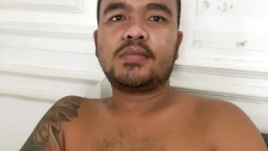 79230640122__286E1C7D-F2A8-4F7A-A1B9-5BCF112F05C9 - video oleh model kamera gojinz