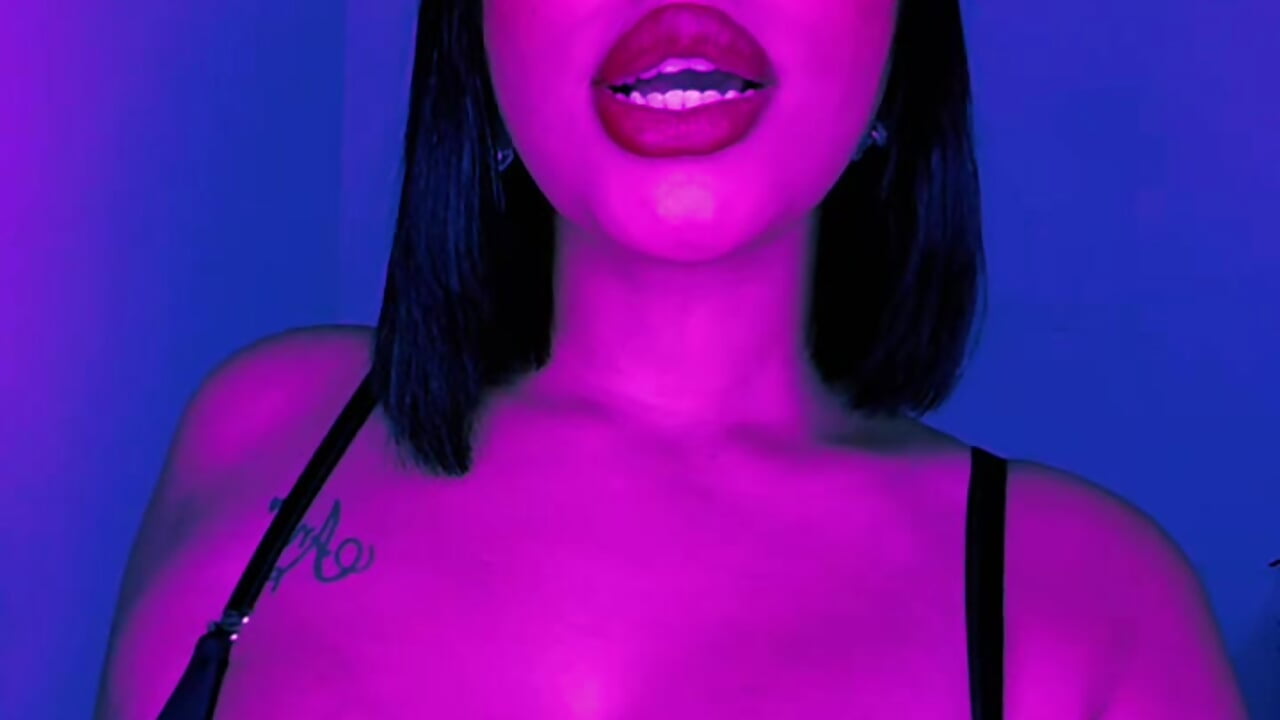 ✨️ - vídeo de la modelo de cam amandaa_21