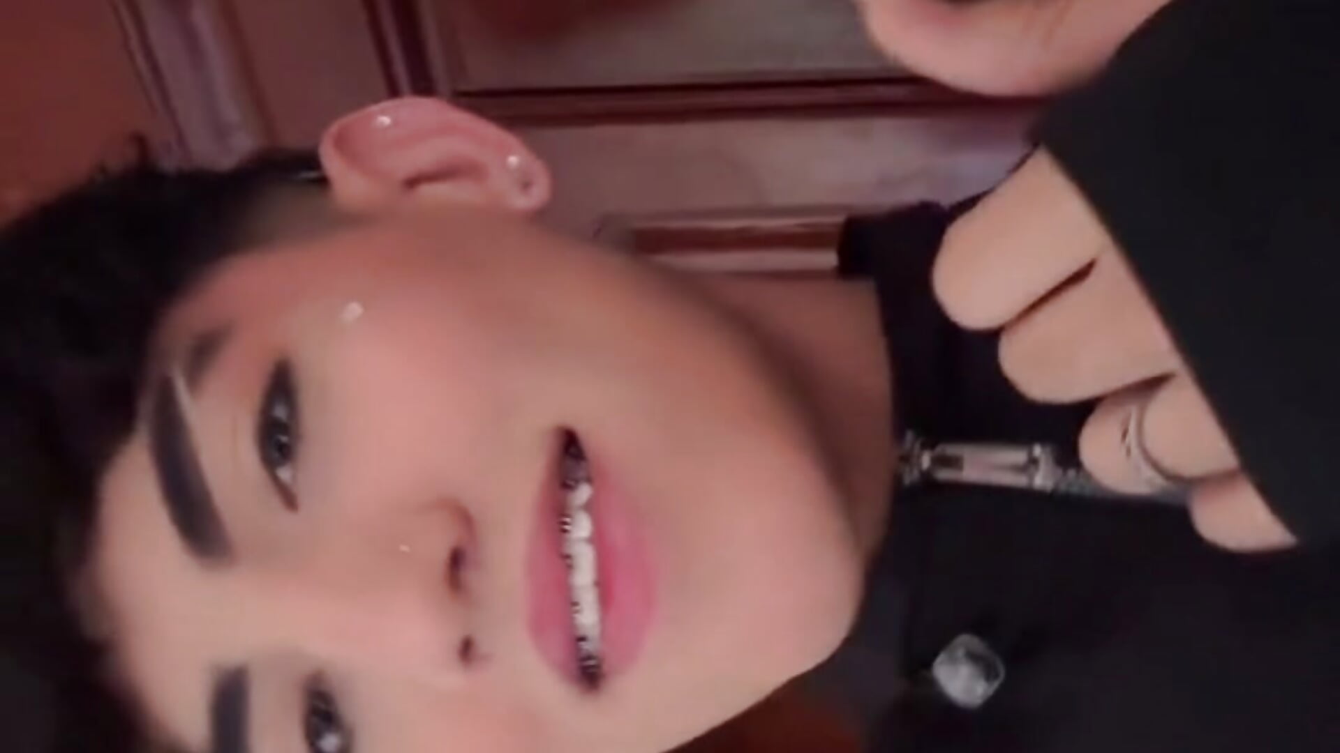 C5F4C690-85B2-4C4D-BC34-E435CCD617B1 - відео від вебкаммоделі max_femboy