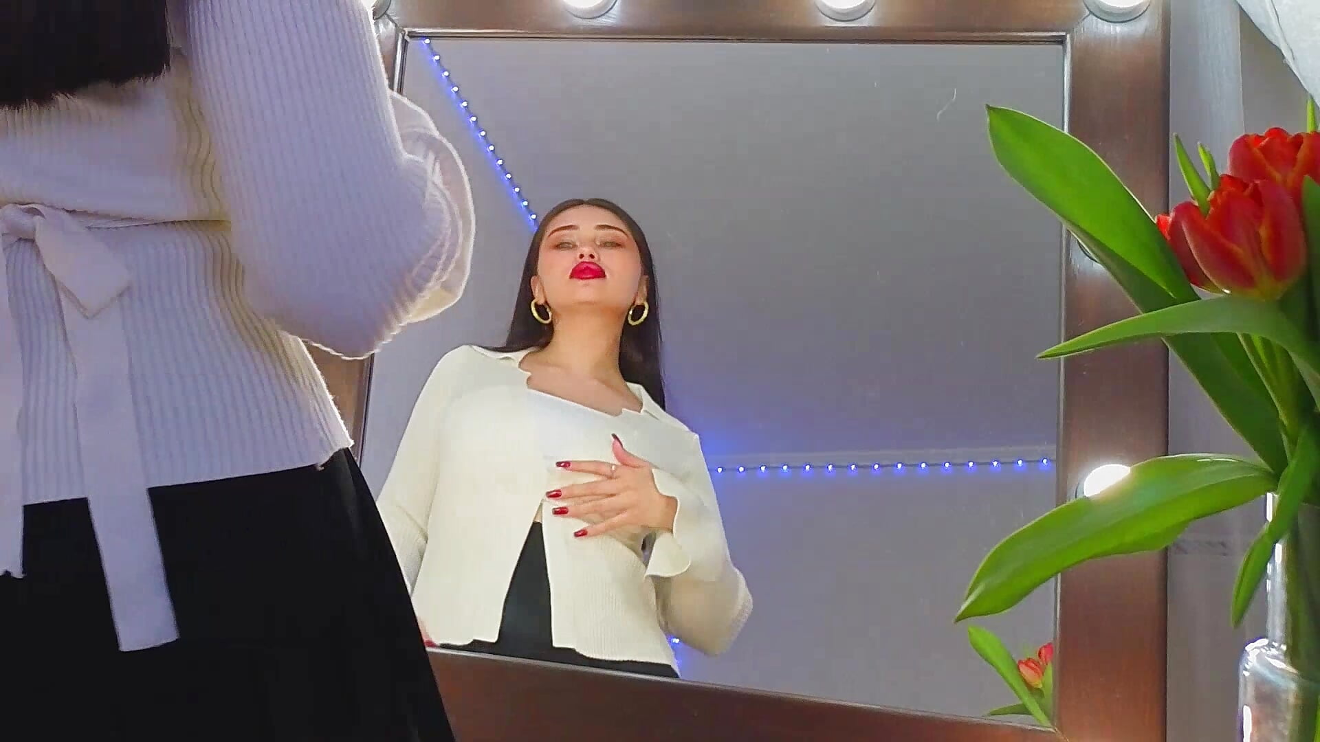 me and my reflection - βίντεο μοντέλου Sofia_Plump