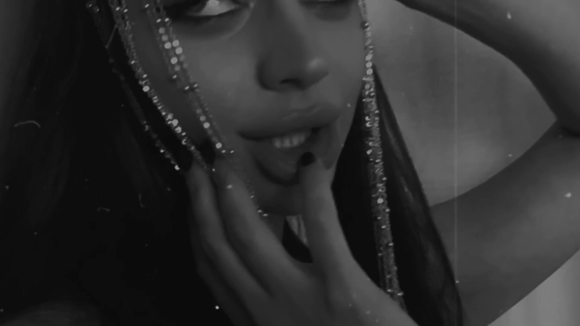 Eastern Tales Lisa－カメラキャストのSofia_Plumpの動画