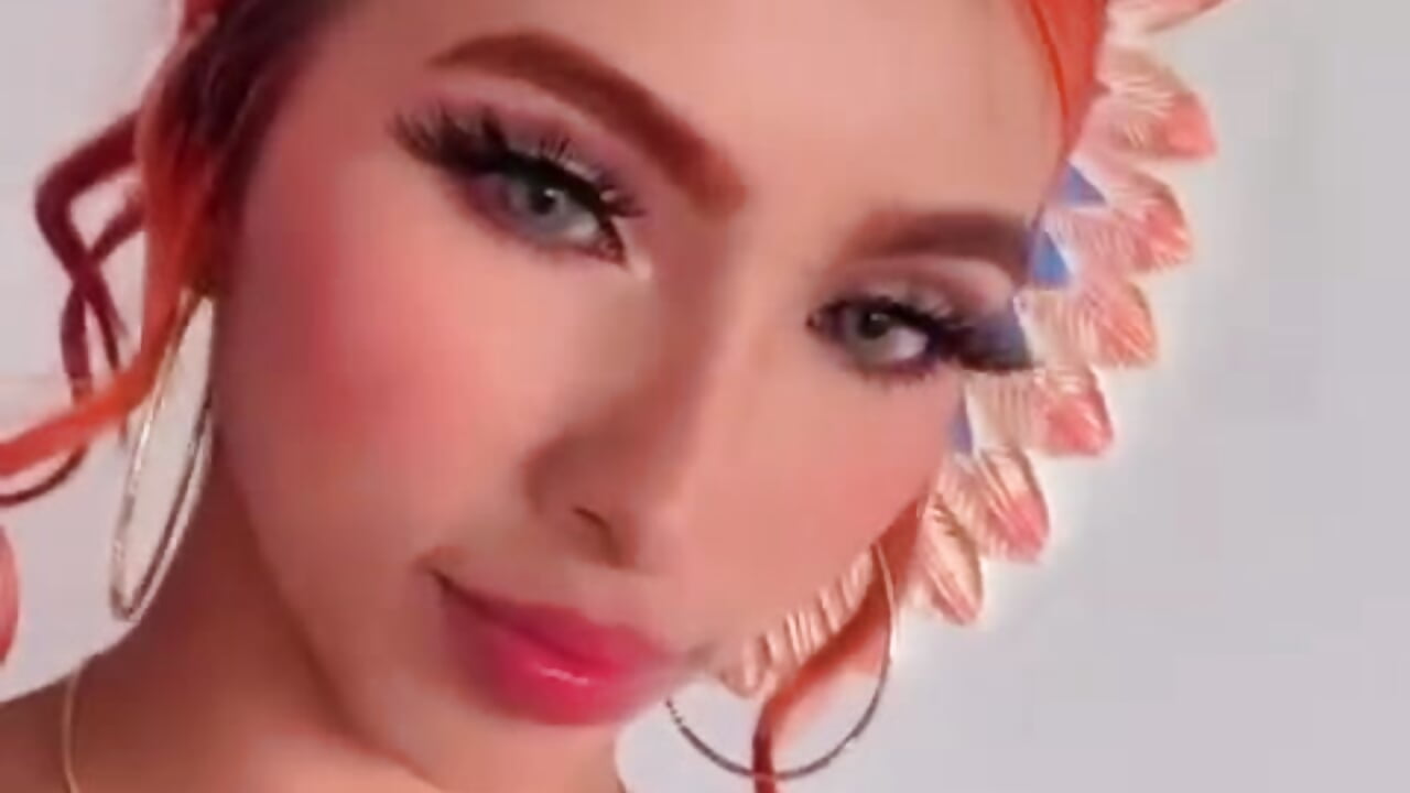 New! 🔥 - video oleh Ema_Jackson kamera model