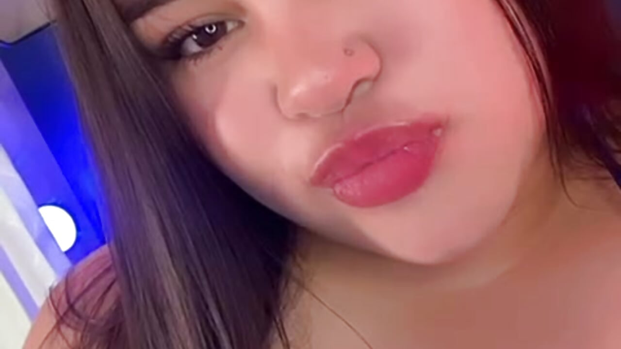 Rose 😈 - video oleh model kamera Rose_Nova_