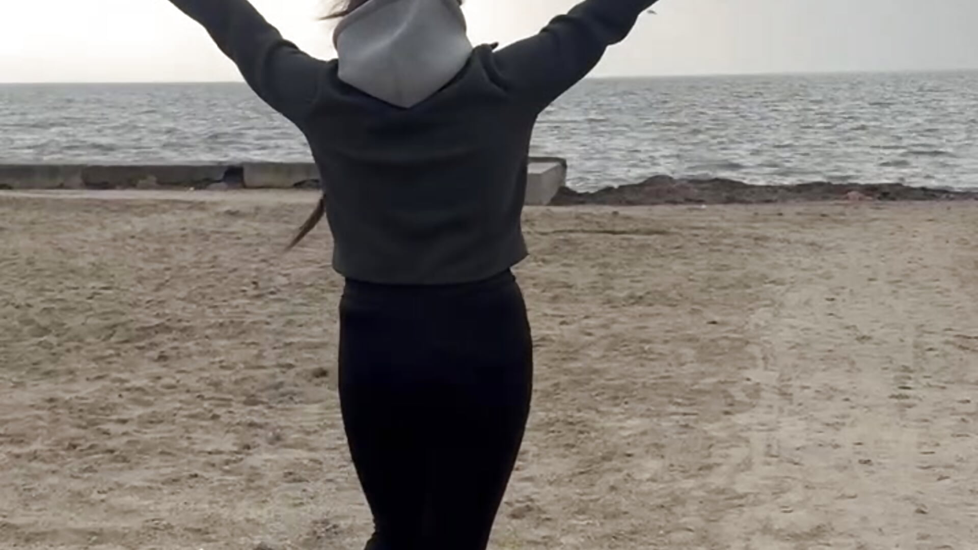 juuust me - video oleh model kamera charmybae