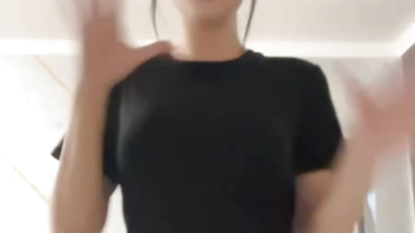 2 – видео вебкам-модели ariyastar