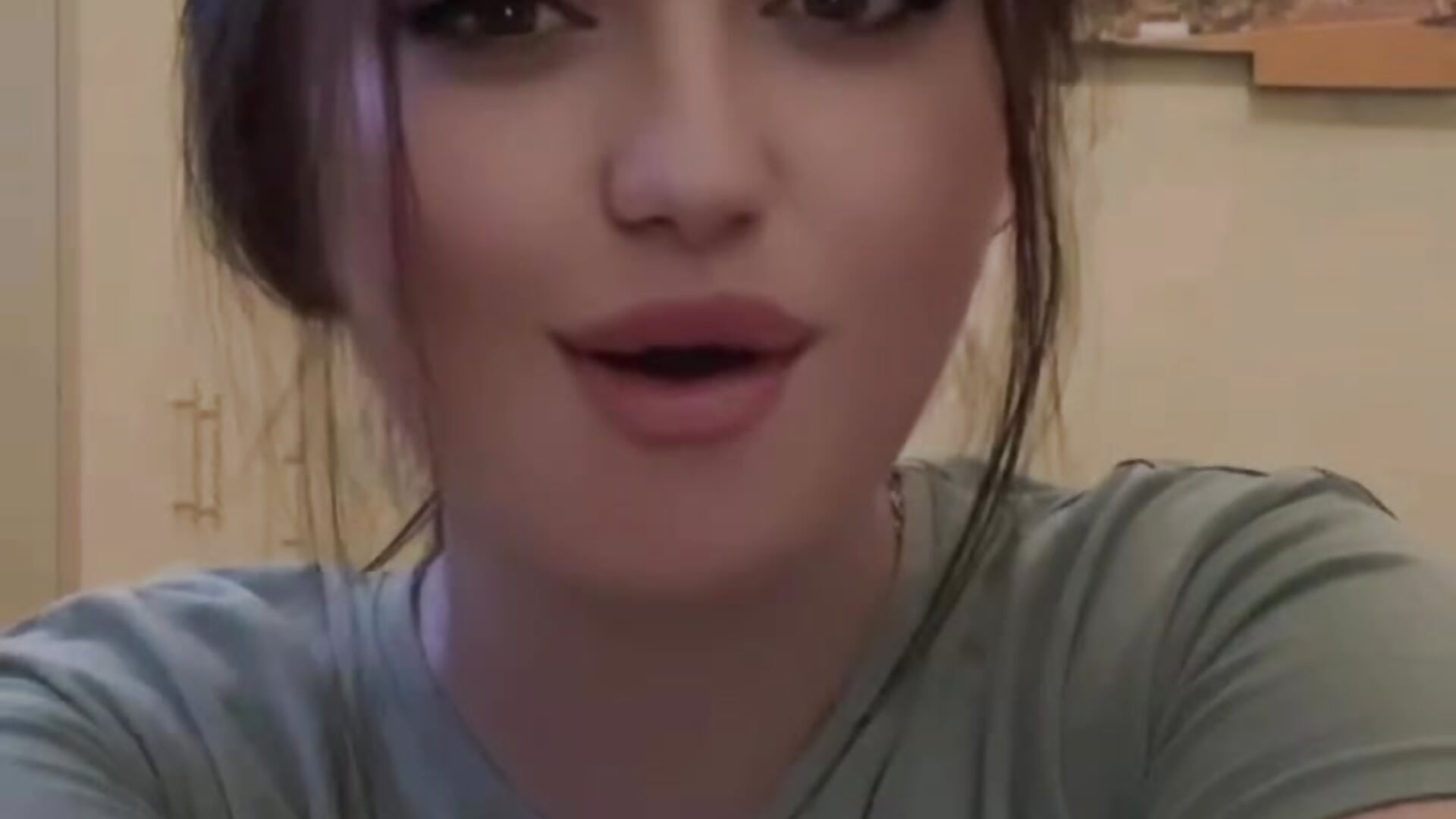 😋 - video by MilaKis cam model