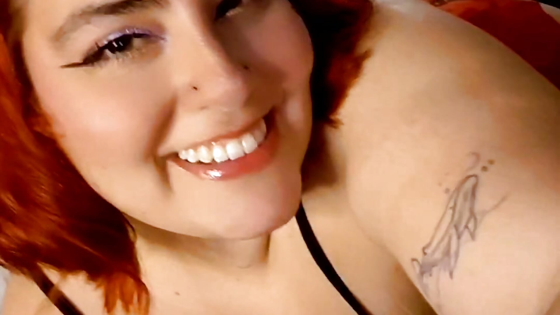 muak – видео вебкам-модели Camilleturn18