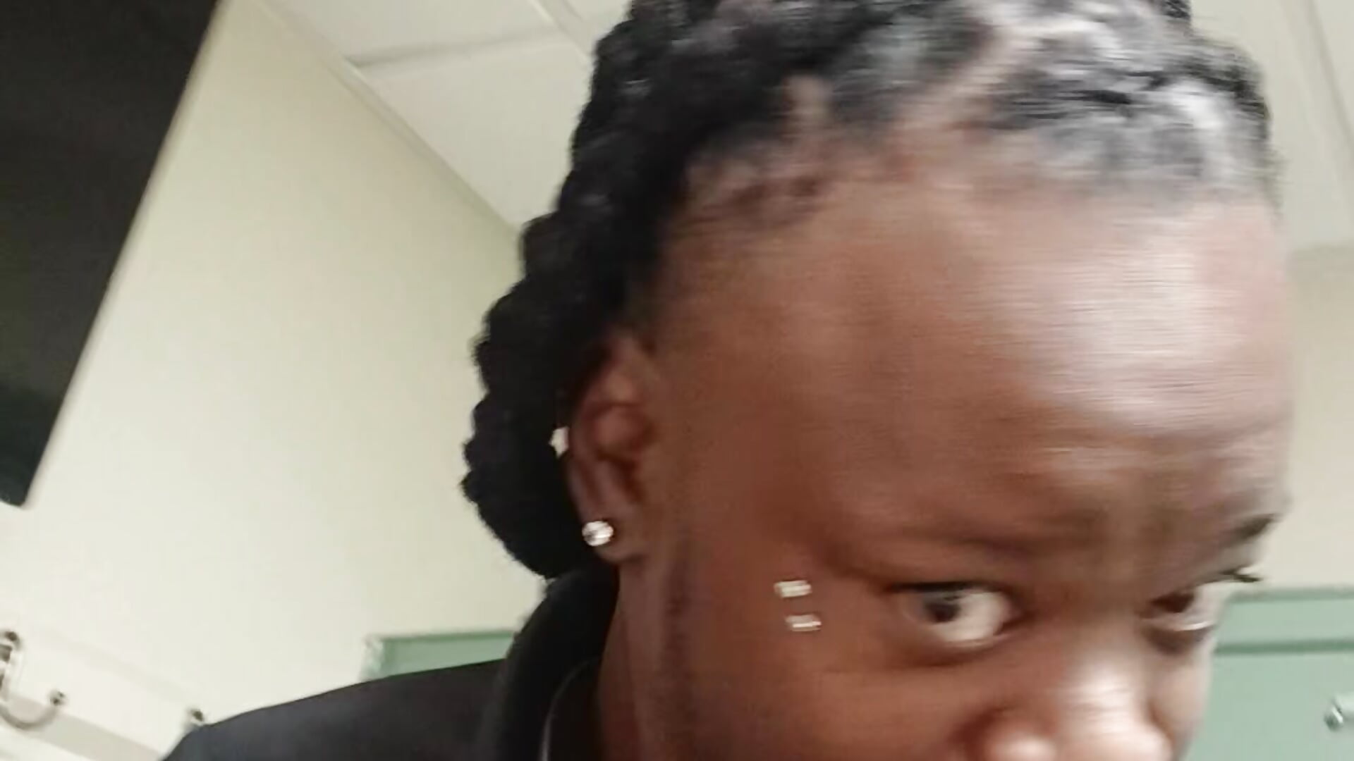 Me - video oleh model kamera BBC4showw