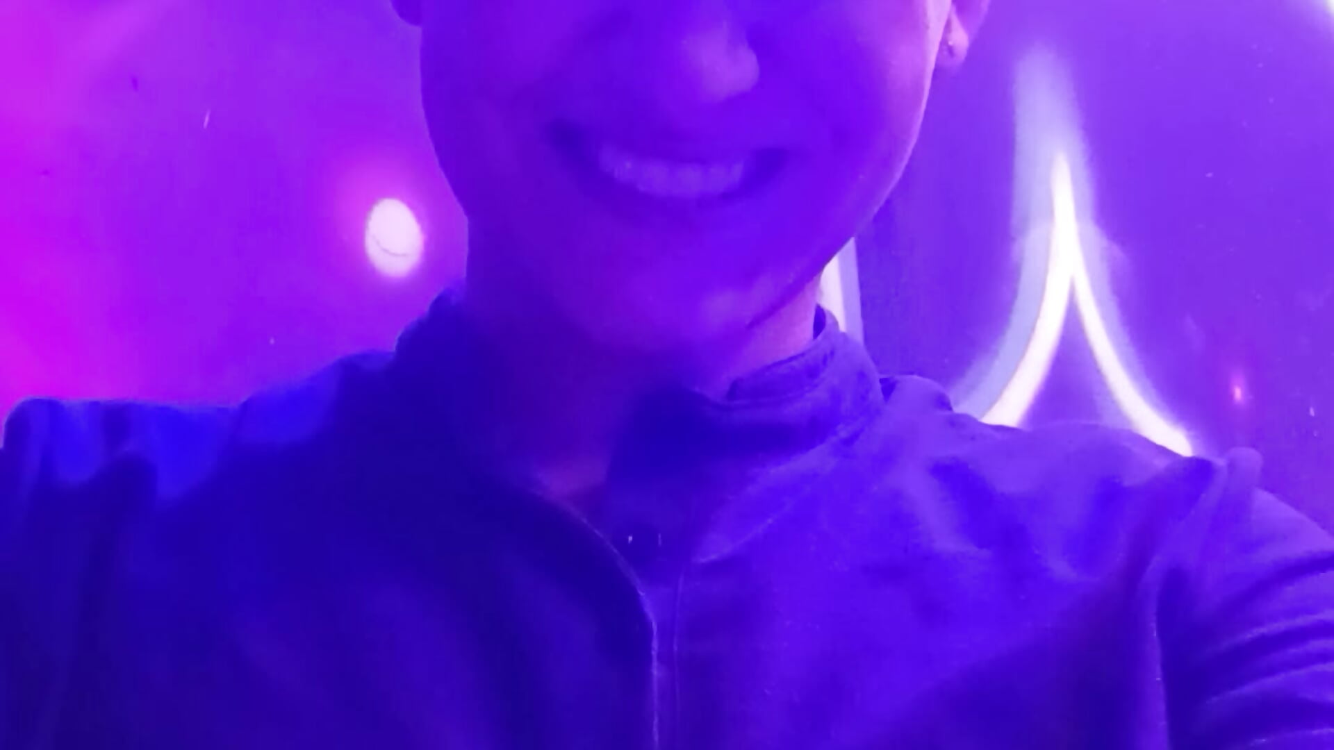 1000049571 - video by zayn_noxville cam model