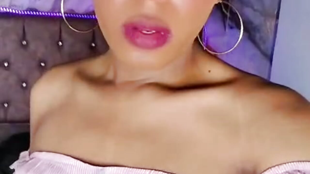 Pleasure or fear ? 😎🔥😋 — filmik CataleyaMoon_, modela(-lki) na kamerkach