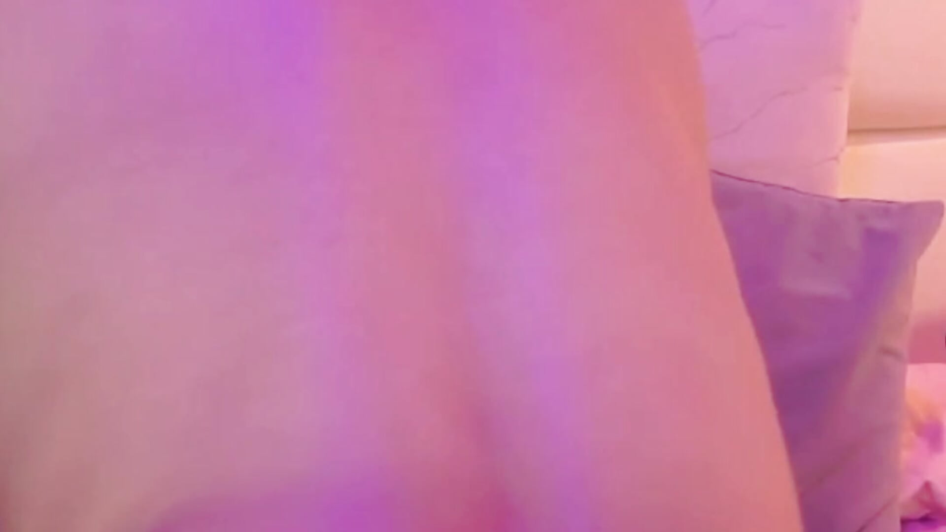 Can you imagine having me like this with your cock inside me? 🍆💦 - video by Xara_u