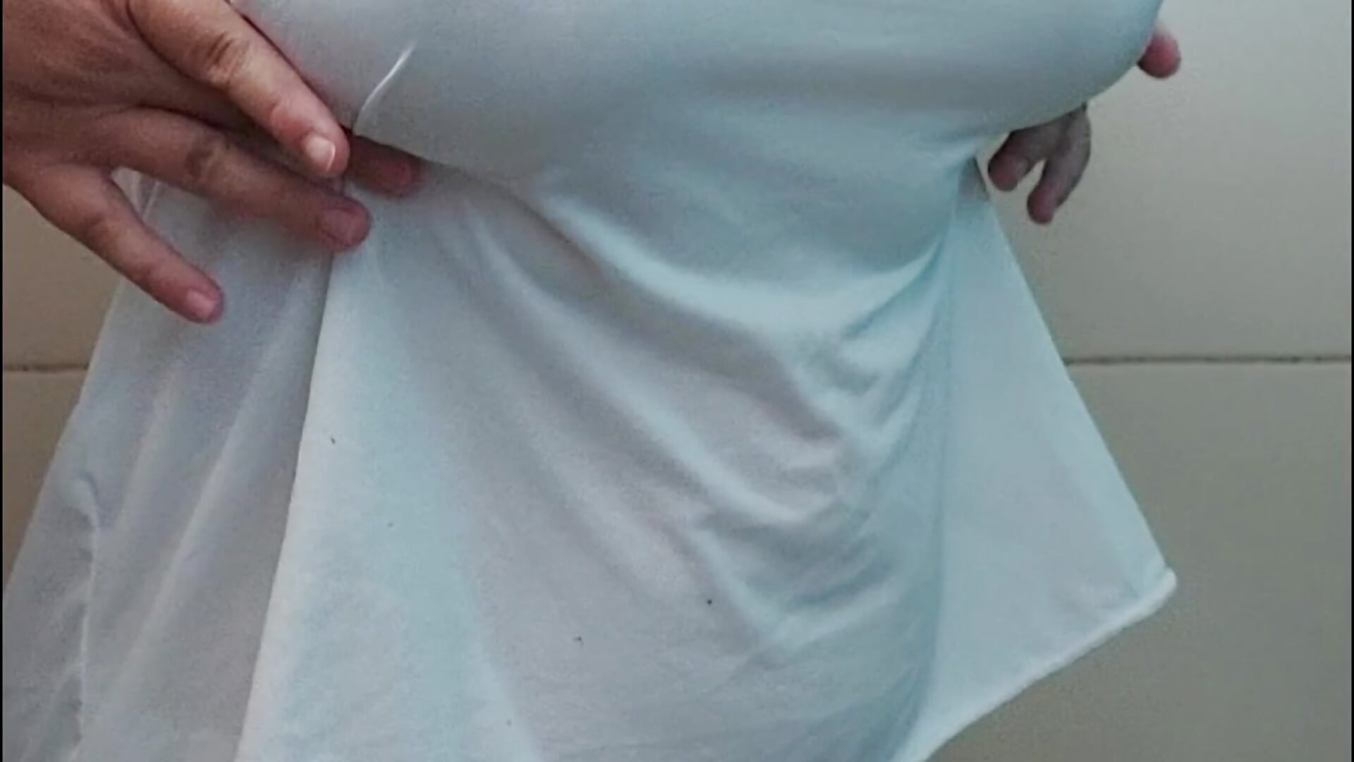 Sensual peitos / Sexy boobs - vidéo du modèle de showcams PrincessLesbik