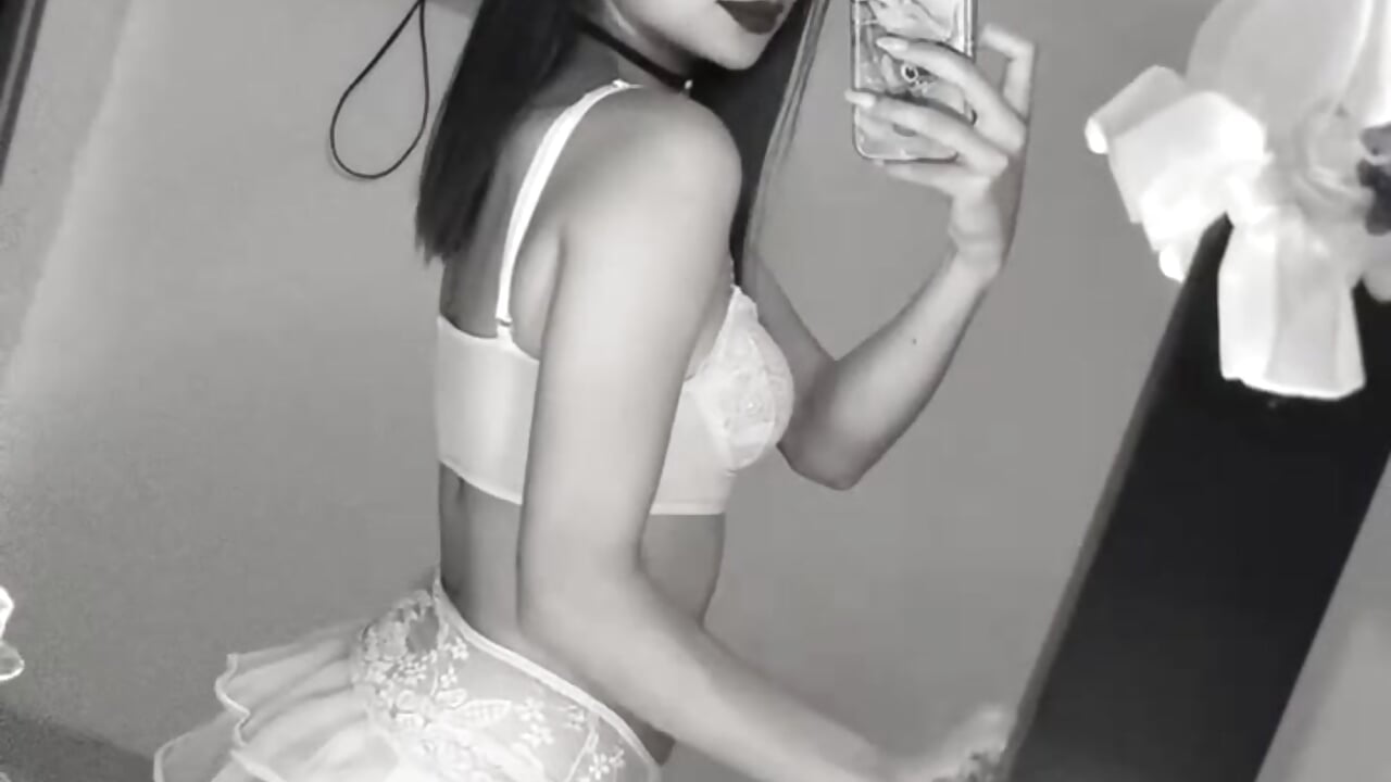 pretty nice girl say HI – video af Hanley_Salem cam-model