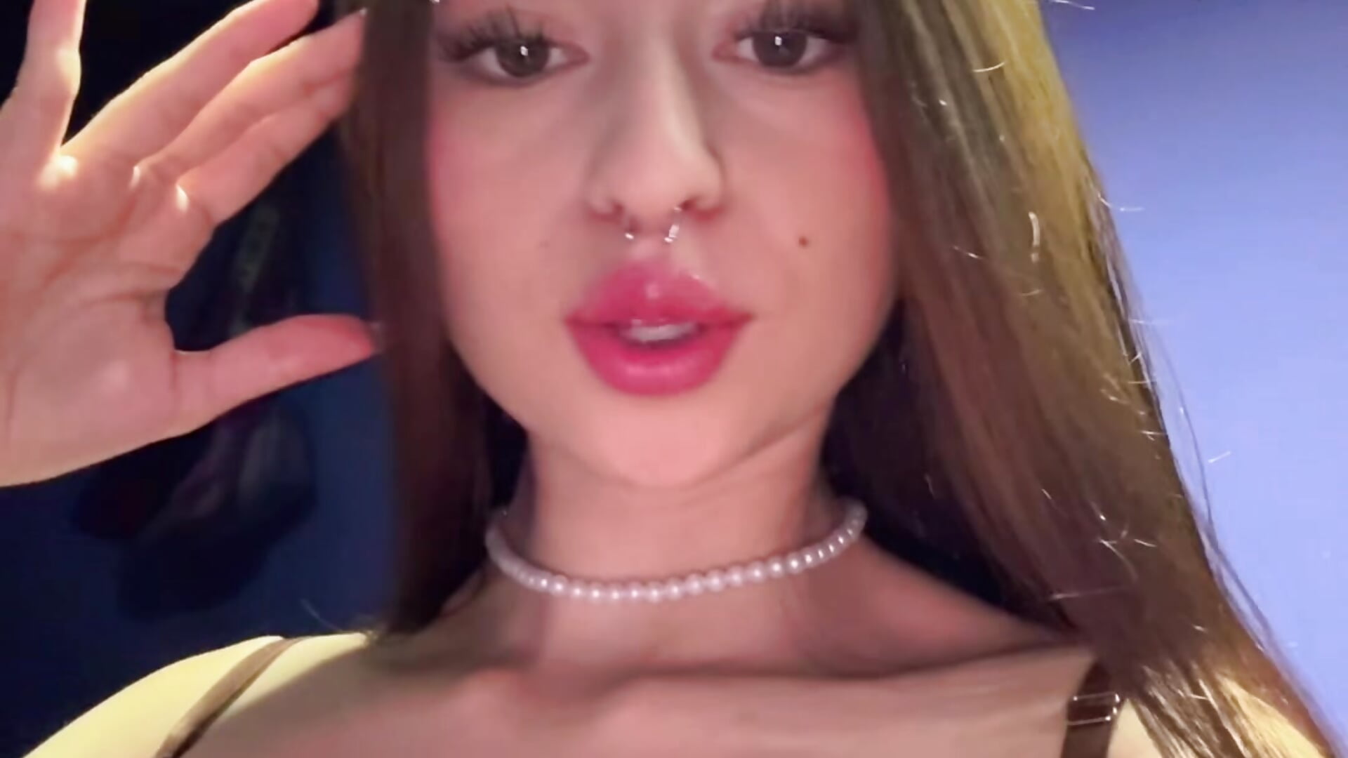 You miss me ? – video od webkamerové modelky AnnyCotton
