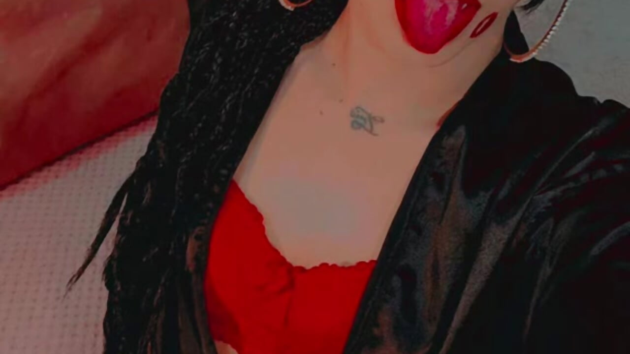 meee lilith – видео вебкам-модели lilith_queen__