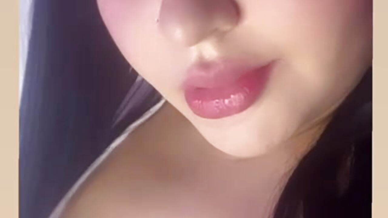 e741ad40-e00d-4e58-ad8b-a29c2f16d10a - video od modelky/modela tatianalat