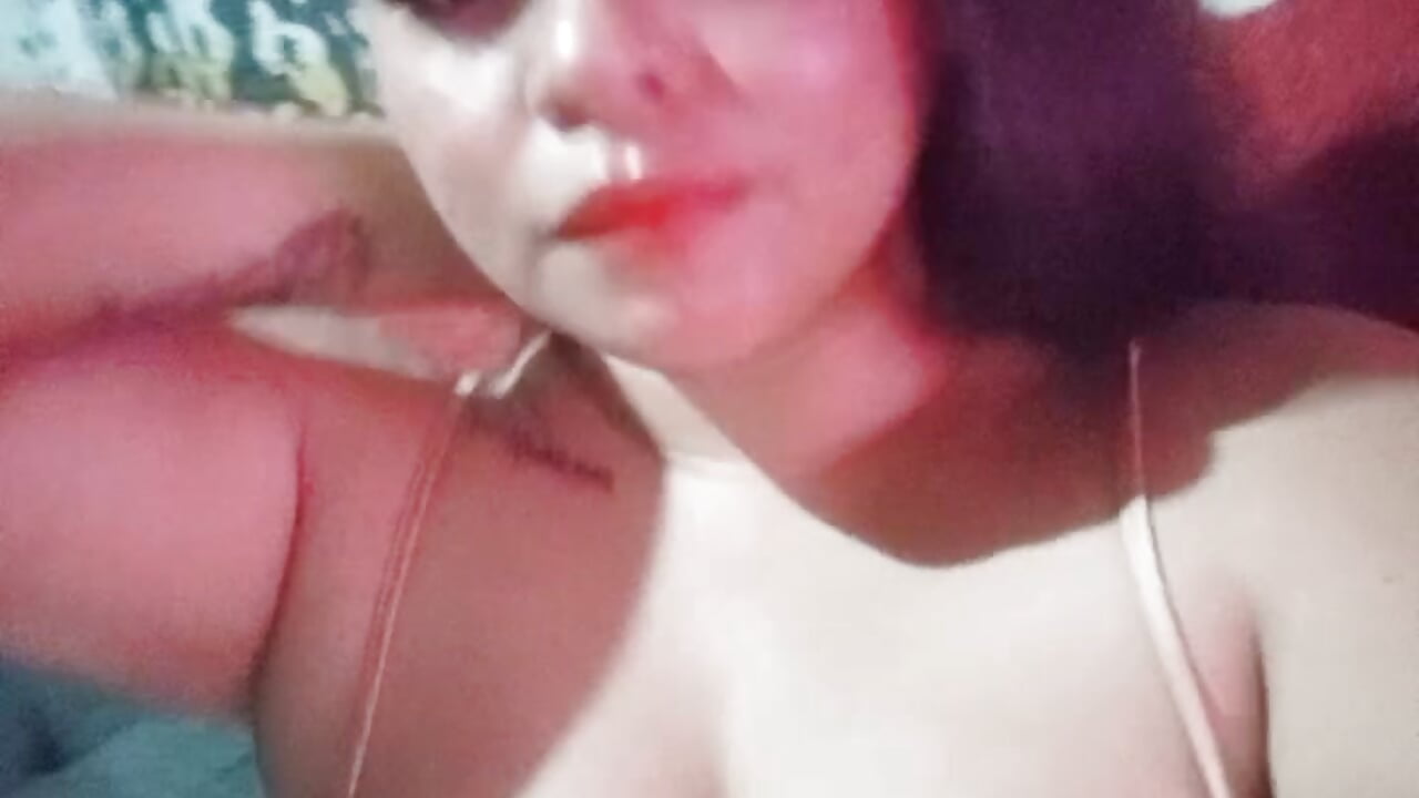 SNOW_20250524_204535_099 - video av Venuslatina27_ cam model