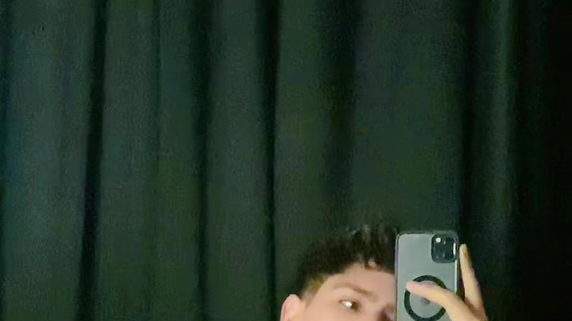 🍆 - video van nicks_sauce cam-model