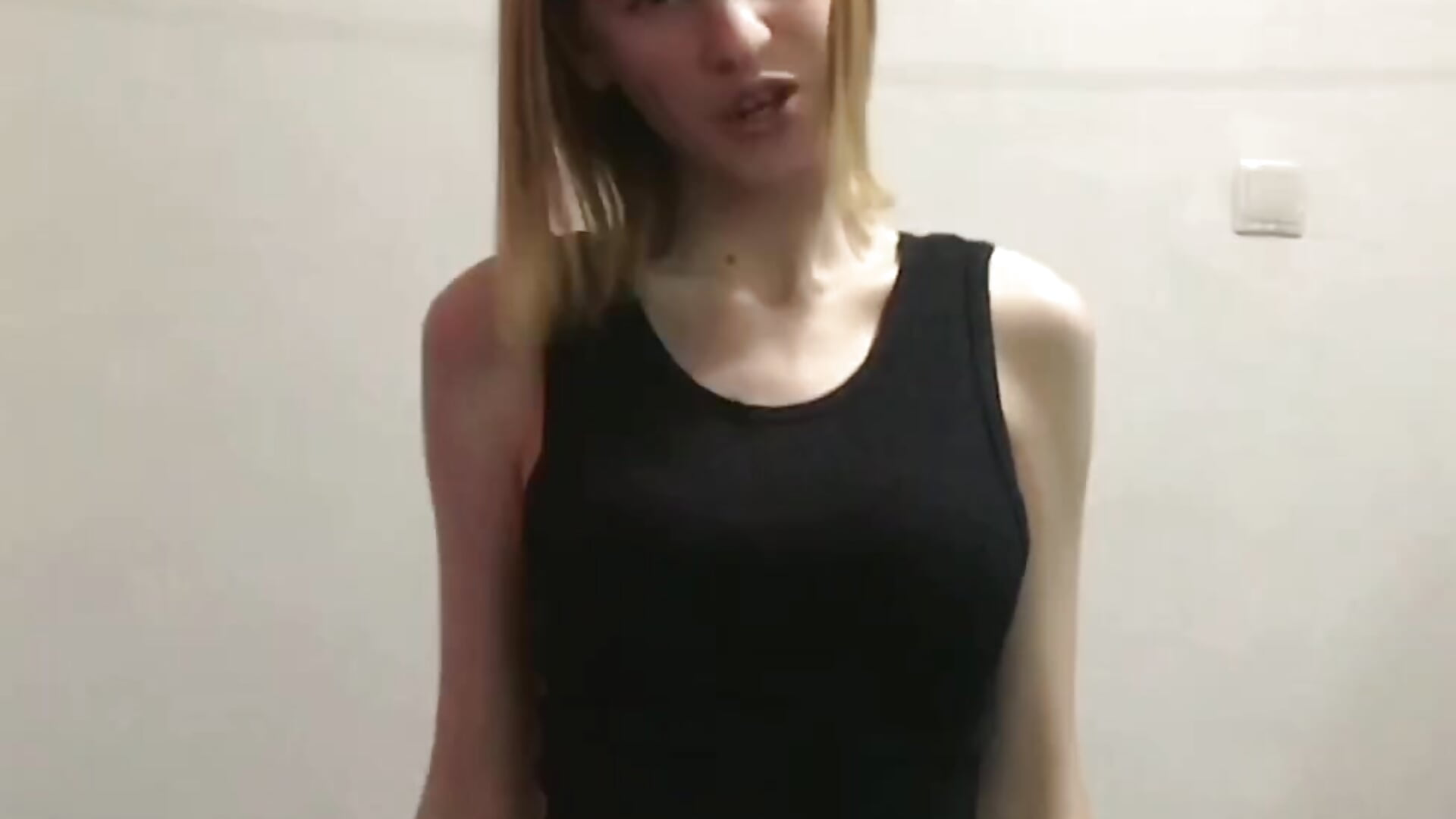 A little dance – video af Sweety_Burger cam-model