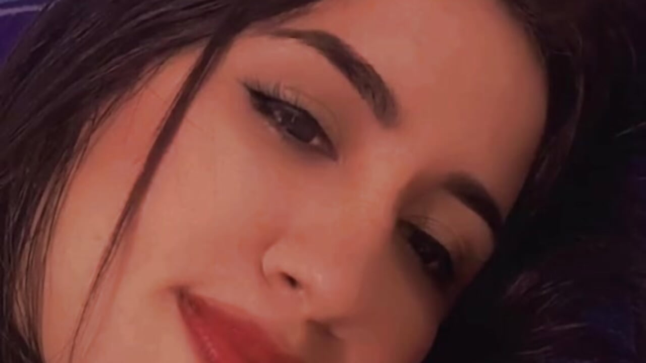 Me - فيديو من gisell_antonella موديل الكام