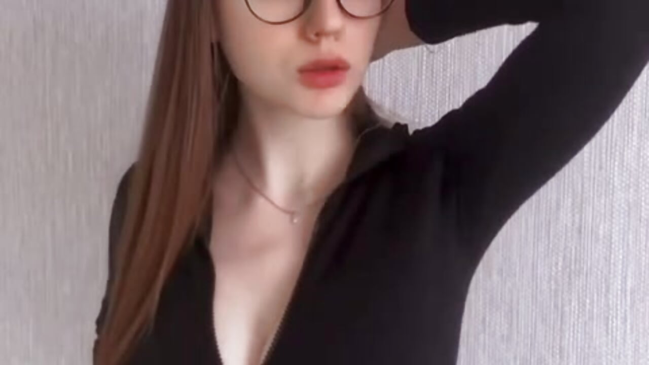 Would you like a teacher like this?😈 – video od webkamerové modelky NoellaWortz
