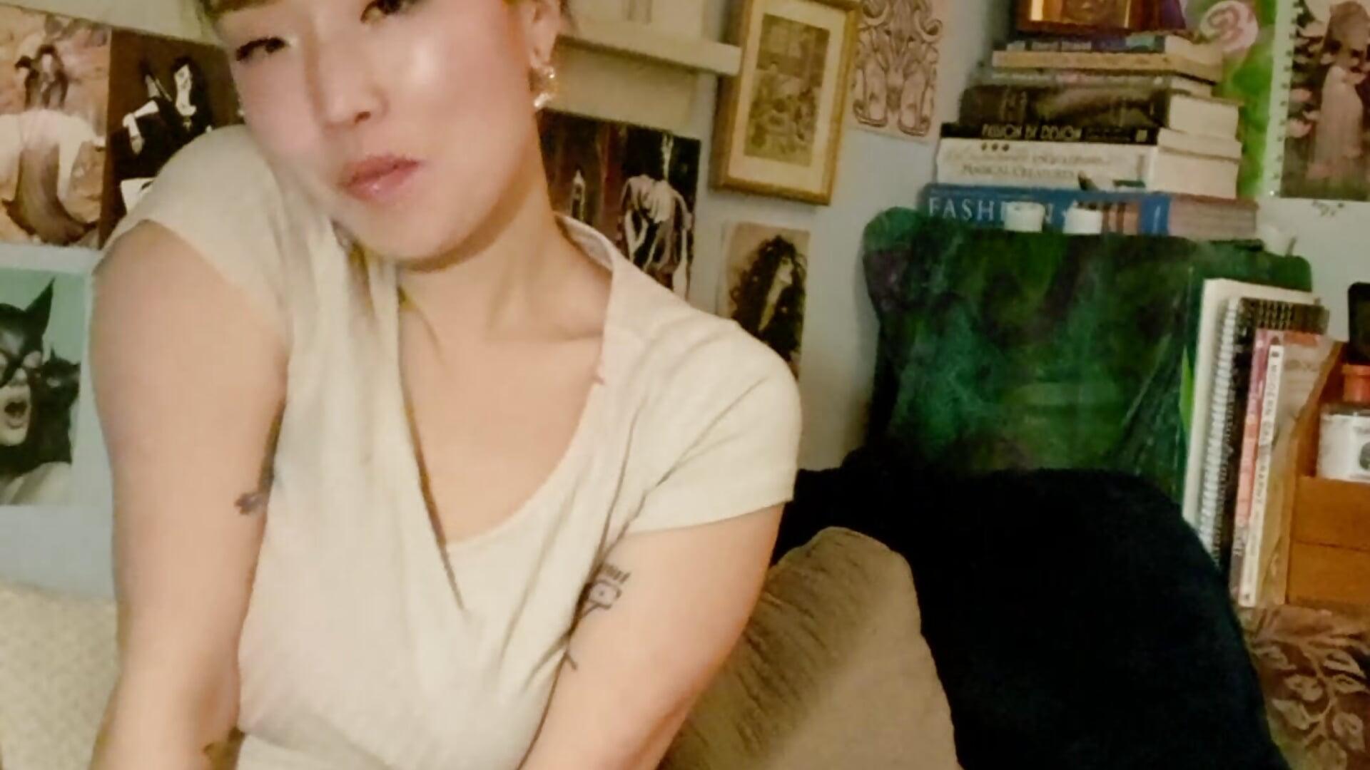 1000004351 - video by lunalovely333 cam model