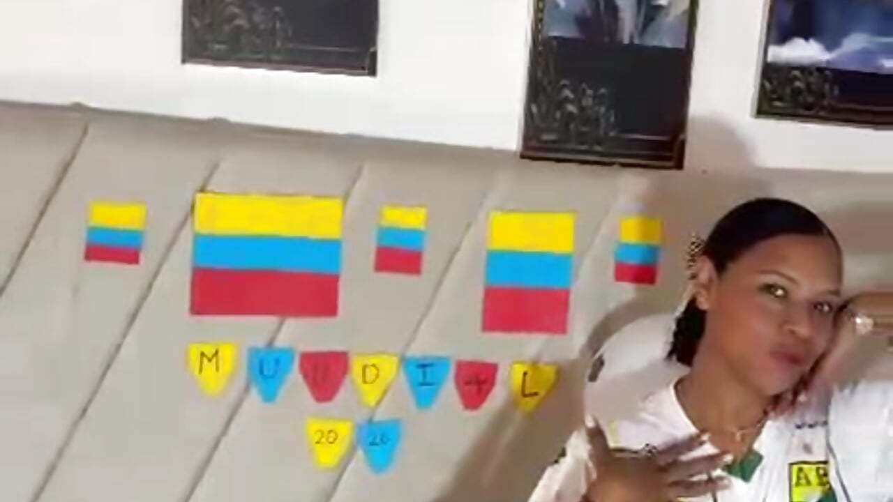 COLOMBIAN IN FOOTBALL PERIOD 🌸🌡️ - video by samaraa_smith1 cam model