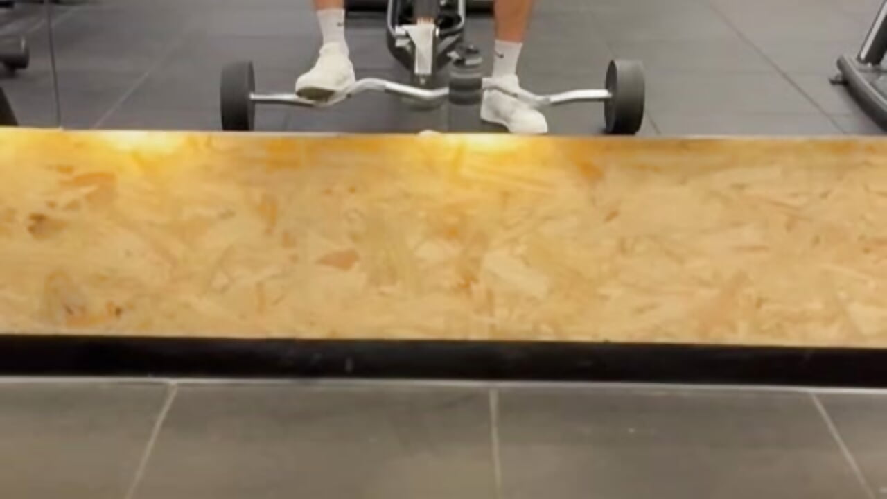 Me♥ - วิดีโอโดย _joel09 โมเดลแคม