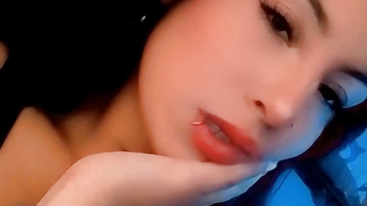 Using eyelashes - video od modelky/modela DollInk_