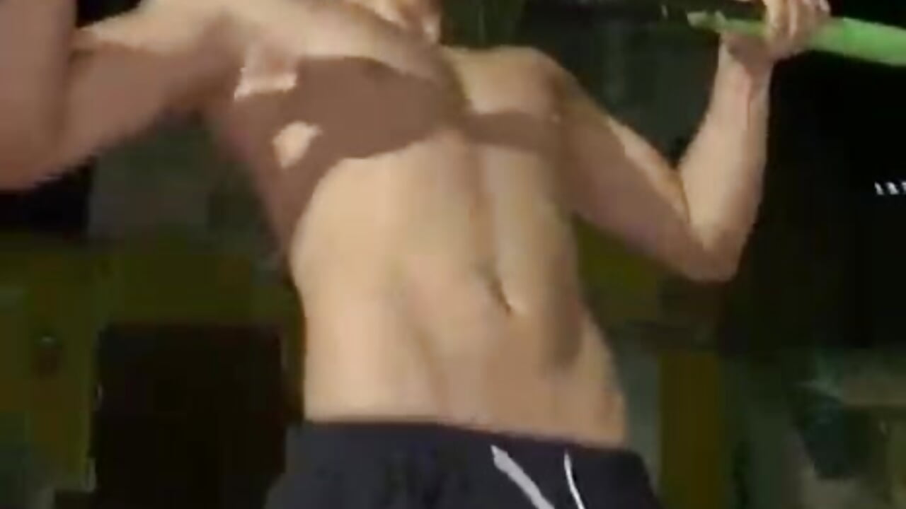 Pull-ups - vídeo de marcus_dick___ modelo de câmara