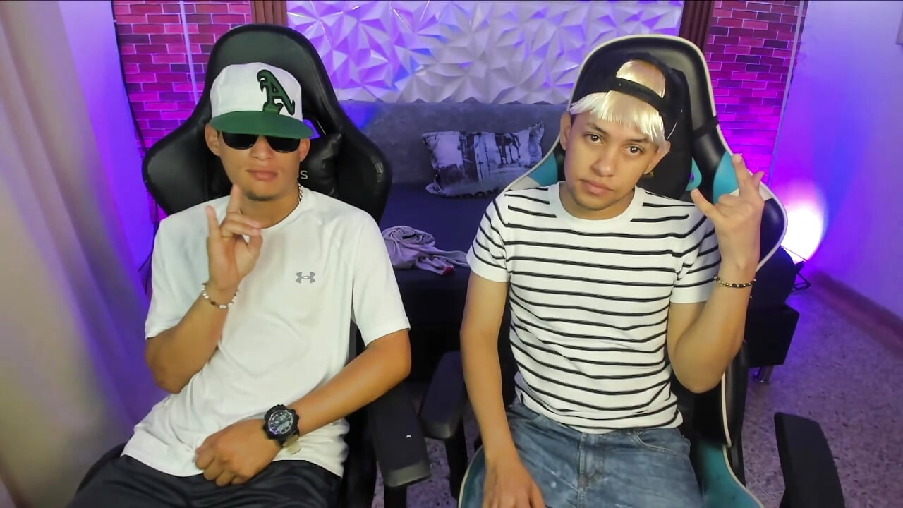 WE ARE NEW – video af Top_and_bottom cam-model