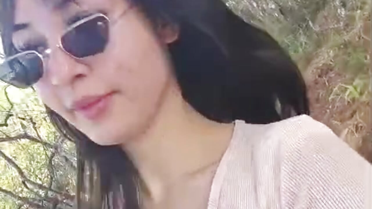 Do you know everything we would do in this forest? 🤤 - Honey_Sweet777_ 캠 모델의 동영상